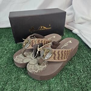 Montana West Womens Size 8 Flip Flop Longhorn Skull Embelished Wedge Sandal NIB